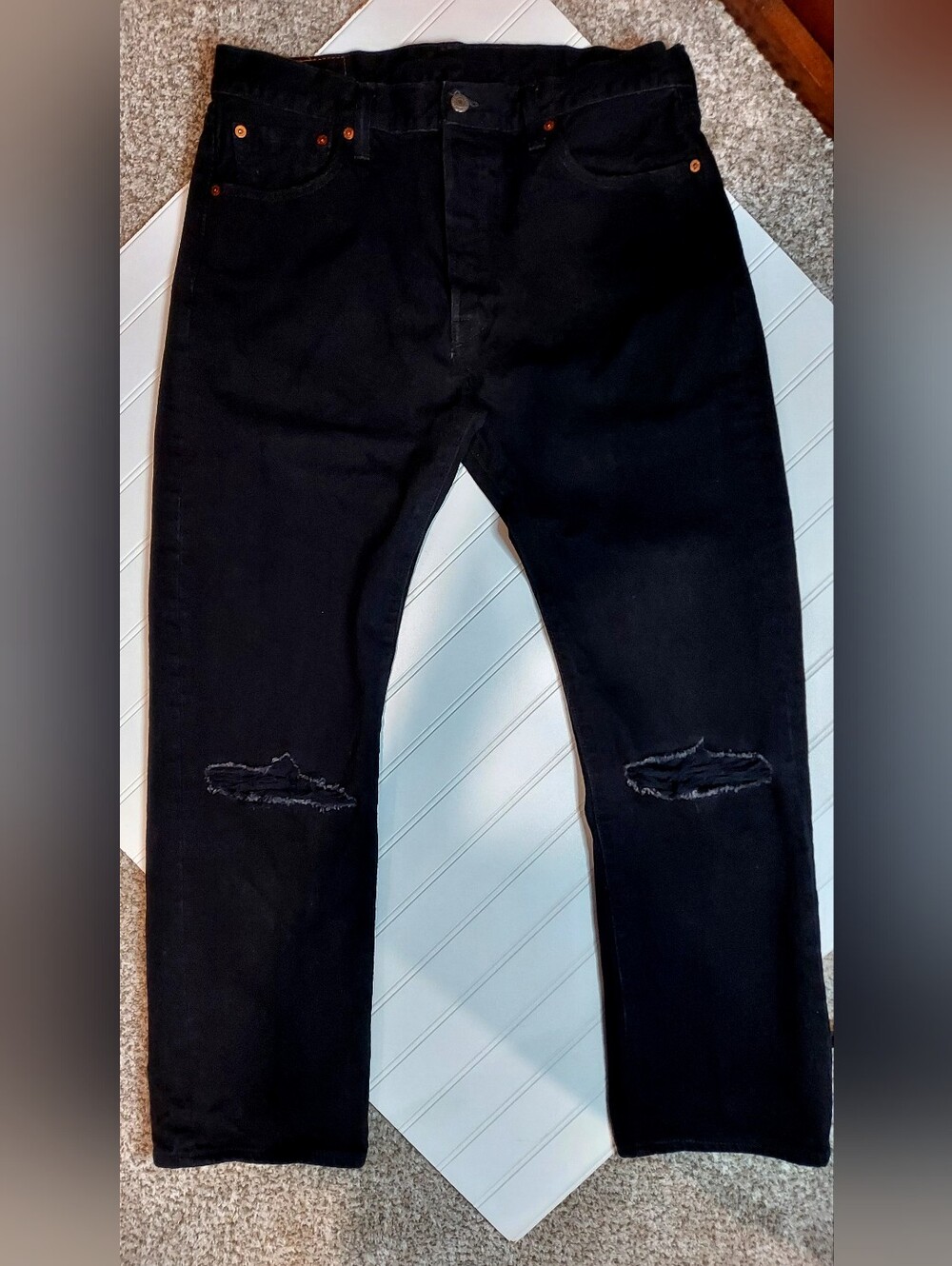 Levi's 501 Mens Original Fit Button Fly Straight Leg Jeans Black Denim 34x30 New